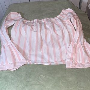 RUE 21. CUTE OFF SHOULDER TOP. SIZE L. PINK/WHITE